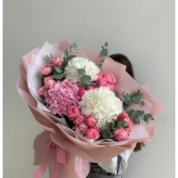 Bouquet "Romance" with hydrangea and peony-shaped roses